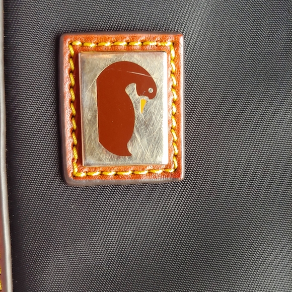 Dooney & Bourke crossbody - Picture 11 of 15